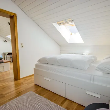 Charming Home-inn Apartment *